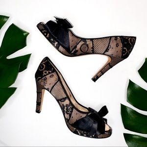 Beverly Feldman Taupe and Black Lace Satin Bow Peep Toe Heels 7.5